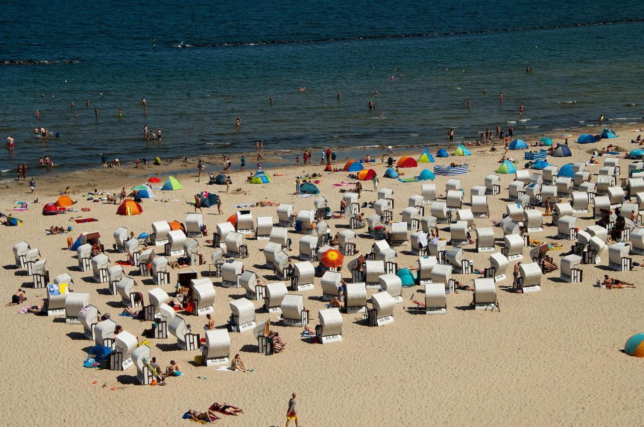 Wg Bernstein - Reetdachhaus - Ruhe Und Seeblick Sellin  Exteriör bild