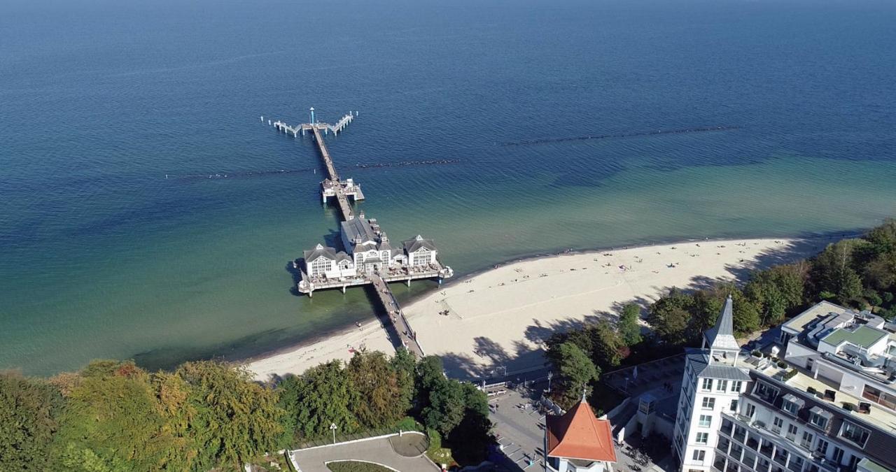 Wg Bernstein - Reetdachhaus - Ruhe Und Seeblick Sellin  Exteriör bild
